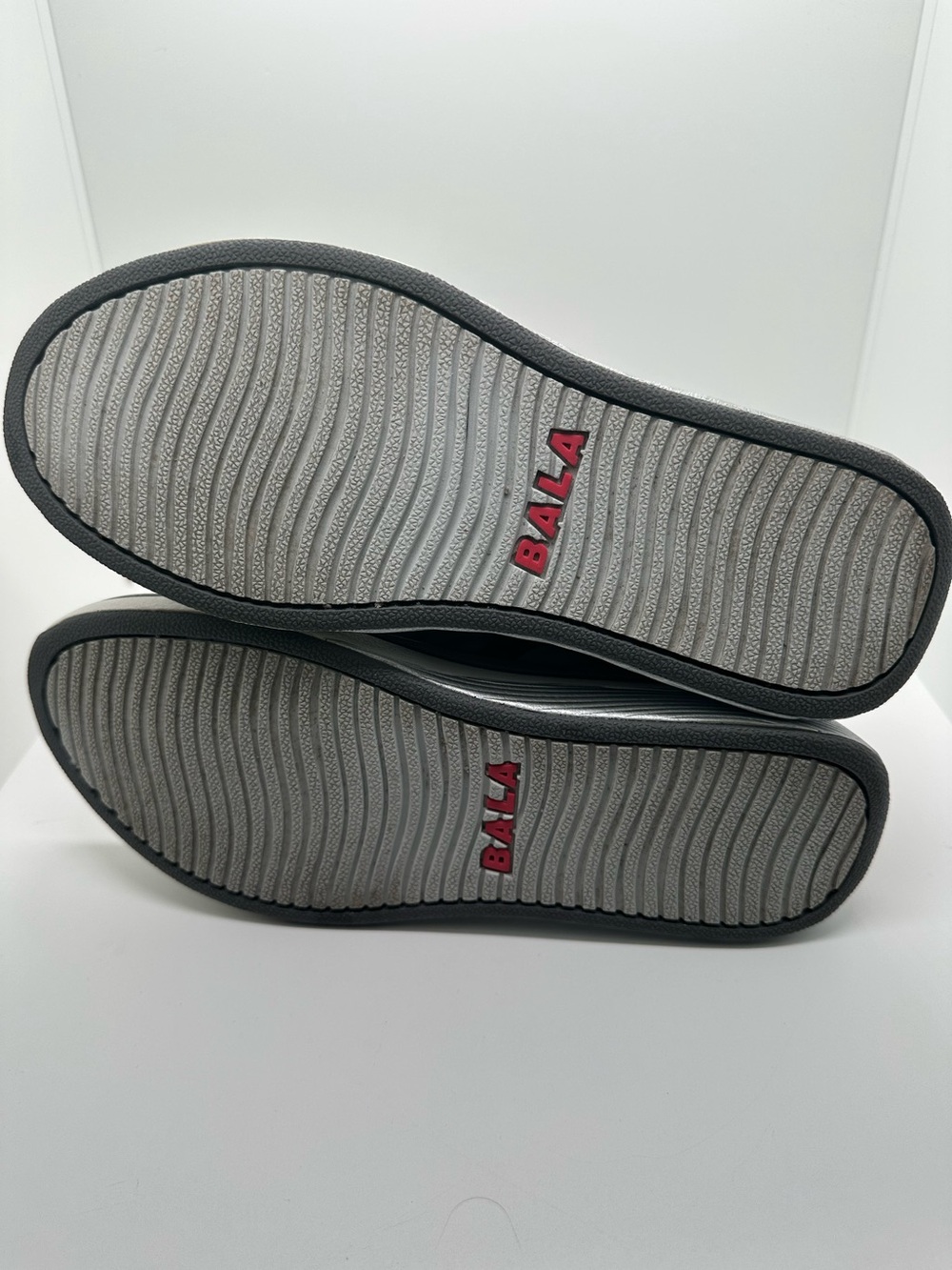 BALA Nursing Sneakers Shoes Women’s Size 8 - Picture 6 of 11